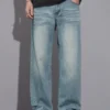 Men's Light Wash Relaxed-Fit Jeans